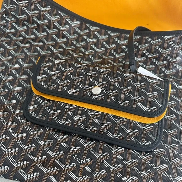 BRAND NEW Goyard Bohème Hobo Bag in Black with tags - Picture 4 of 8